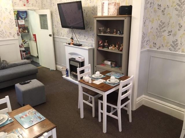 Brierley Guesthouse ウェーマス エクステリア 写真