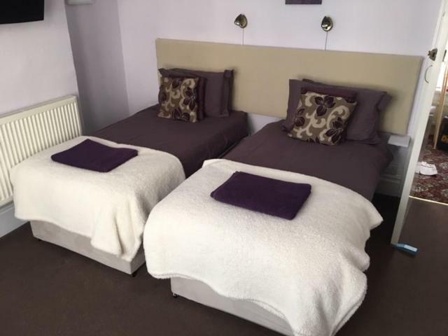 Brierley Guesthouse ウェーマス エクステリア 写真