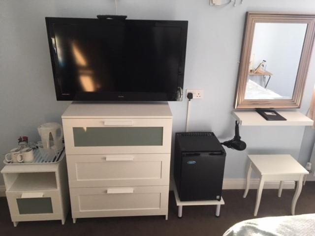 Brierley Guesthouse ウェーマス エクステリア 写真